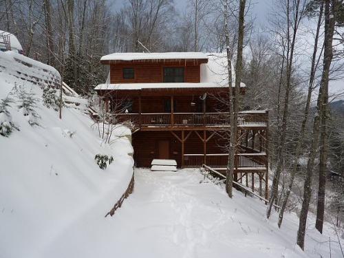 33 cabin snow 
